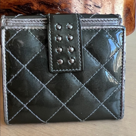BURBERRY Quilted Patent Leather Wallet - Picture 2 of 12